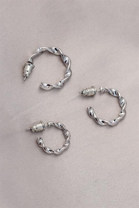 Burgu Model Gümüş Metal Küpe Seti