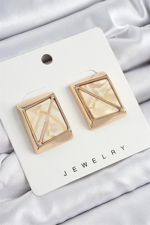 Pirinç Krem Üçgen Kesim Detaylı Kare Model Vintage Gold Renk Kadın Küpe