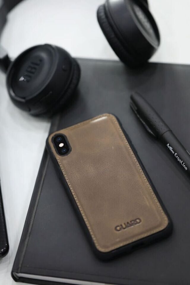 Guard Antik Deri Kahverengi iPhone X / XS Kılıfı