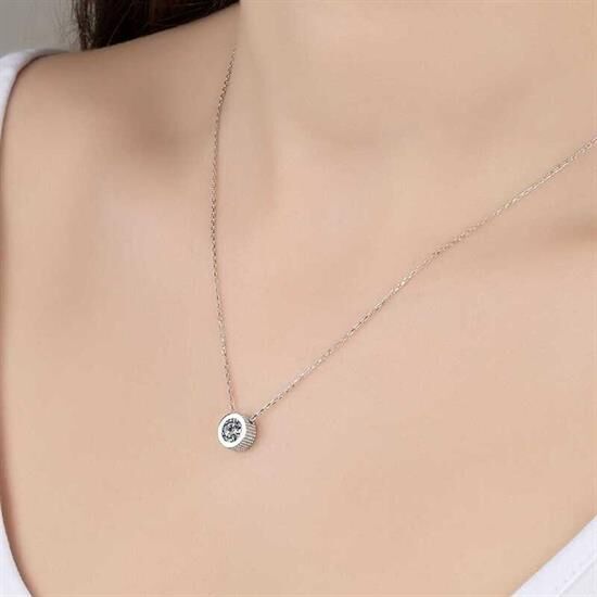 Swarovski Gümüş Tektaş Bayan Kolye