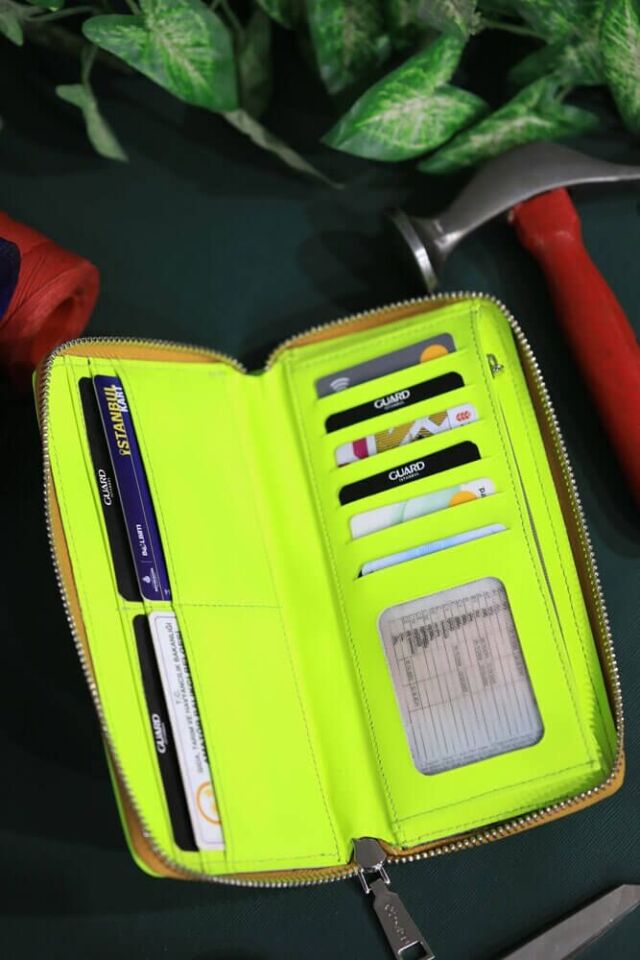 Guard Neon Sarı Deri Kadın Cüzdanı