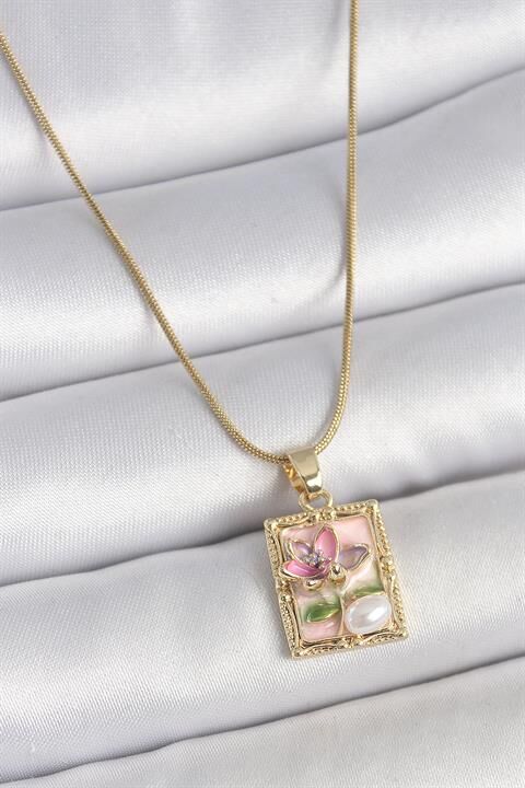 316L Çelik Gold Renk Pembe Mineli Çiçek İşlemeli İnci Detay Portre Model Kadın Kolye