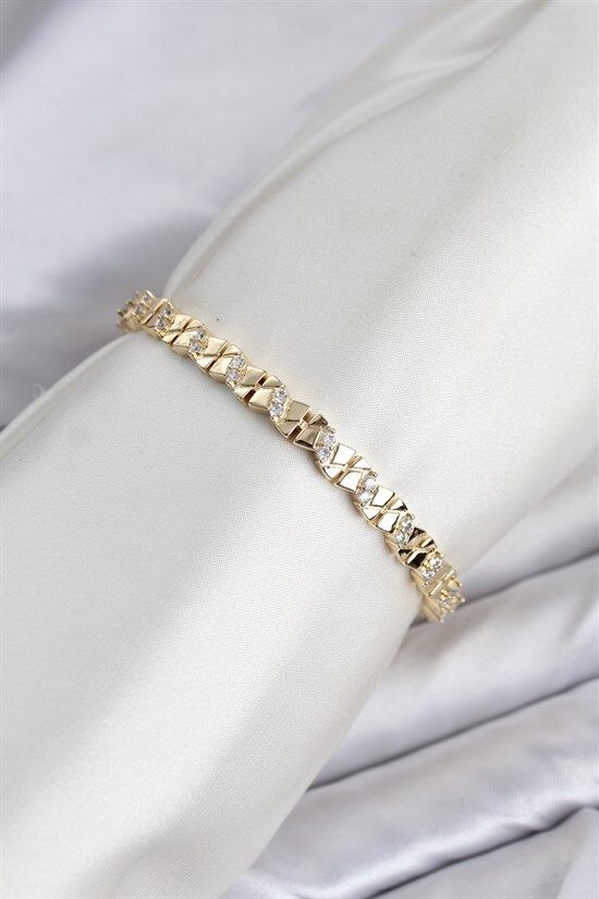 CM Model Zirkon Taşlı VIP Seri Gold Renk Pirinç Kadın Bileklik