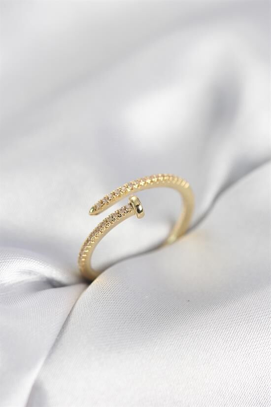Çivi Model Zirkon Taşlı Gold Renk Kadın Yüzük