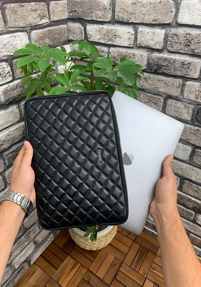 Guard Siyah Capitone Clutch Çanta