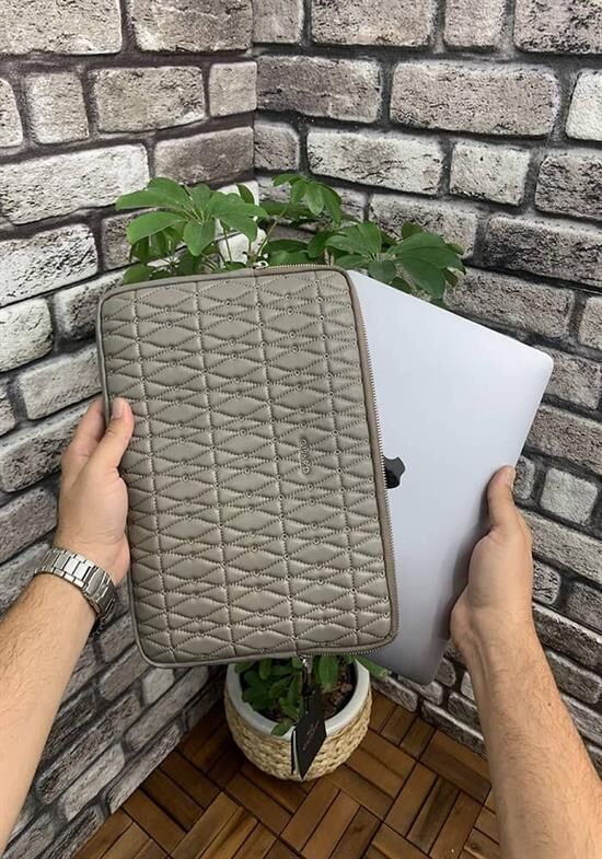 Guard Nakış Desenli Vizon Clutch Çanta