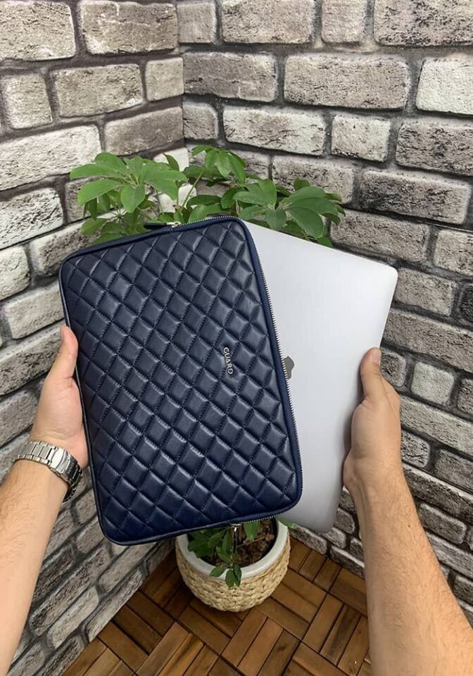 Guard Lacivert Capitone Clutch Çanta