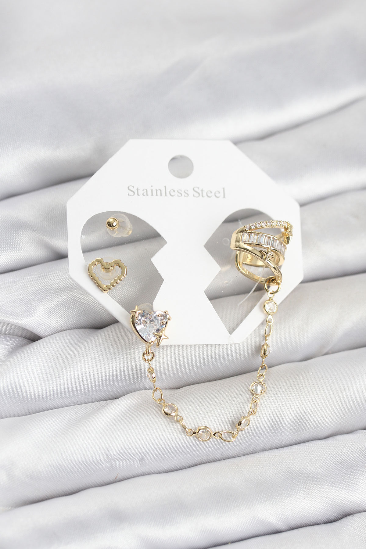 Pirinç Gold Renk Kalp Model Zincir Bağlantılı Ear Cuff Küpe Seti